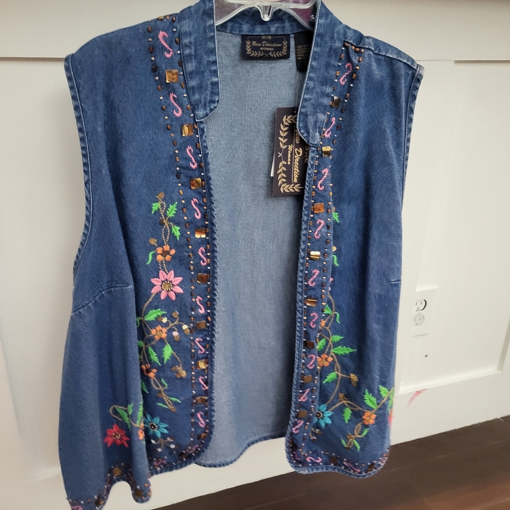 VINTAGE 1989 DRESSBARN Boho Floral Embroidered Beaded Denim Oversized 3XL Vest